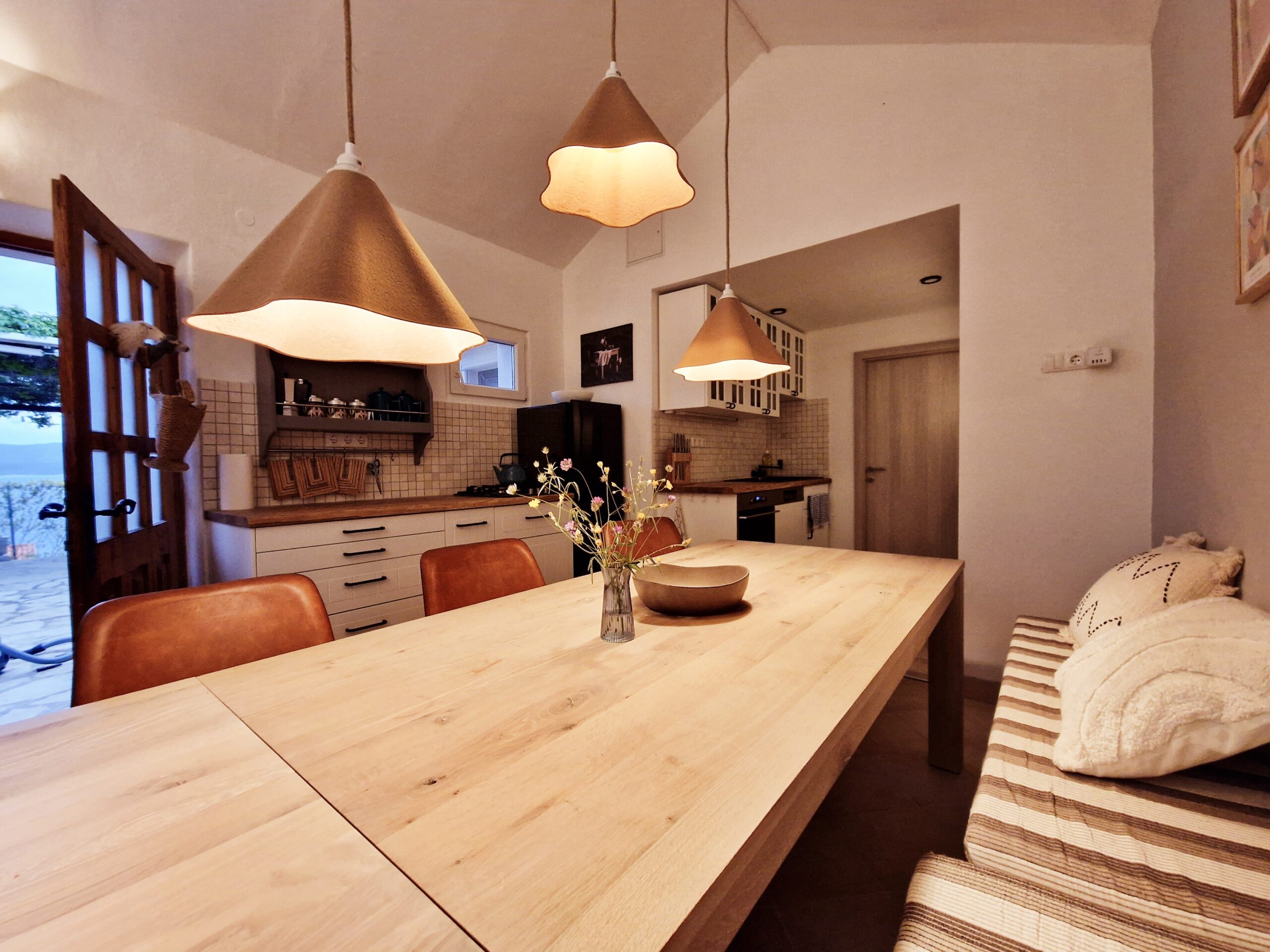 R Kitchen