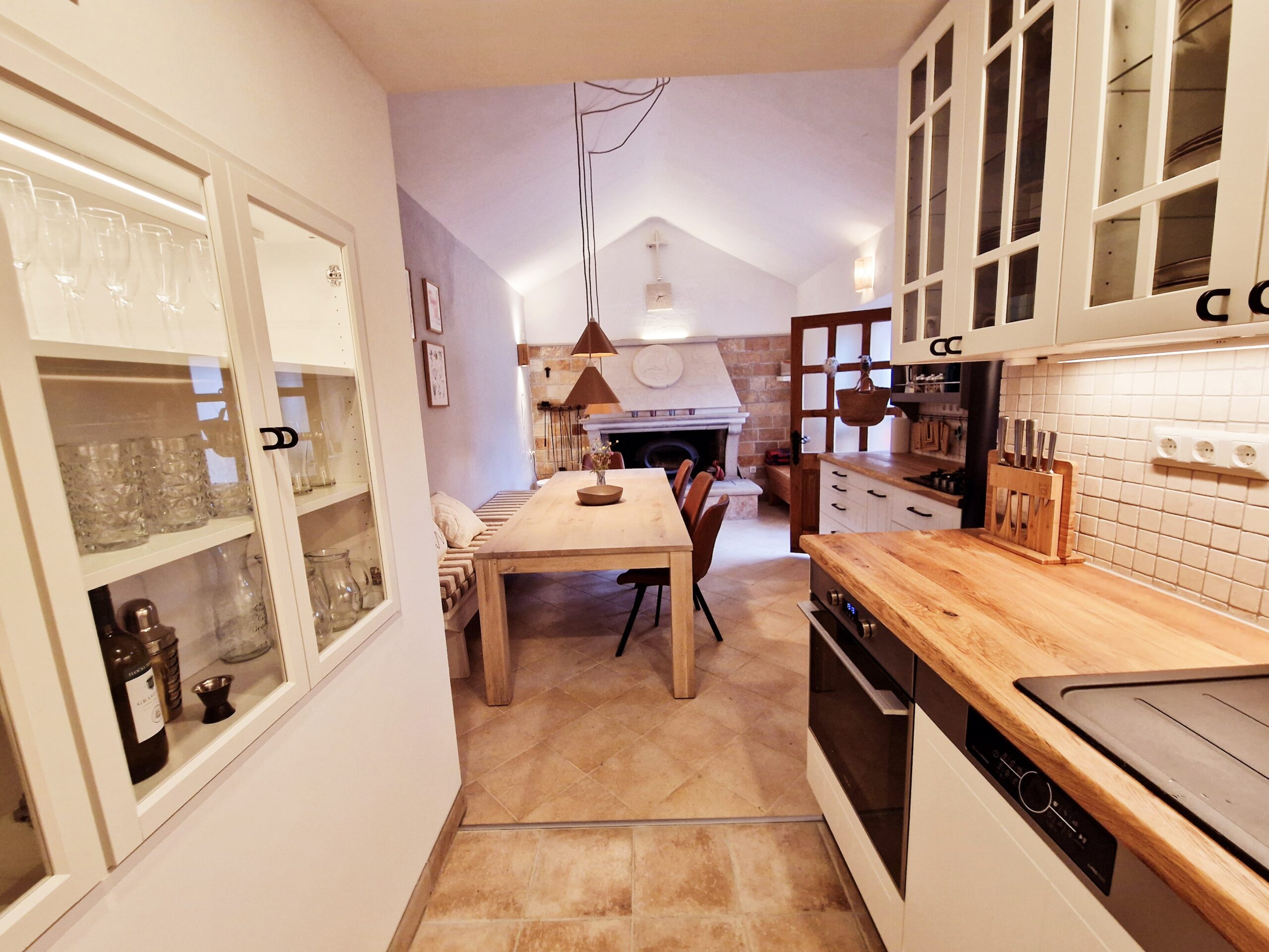 S Kitchen
